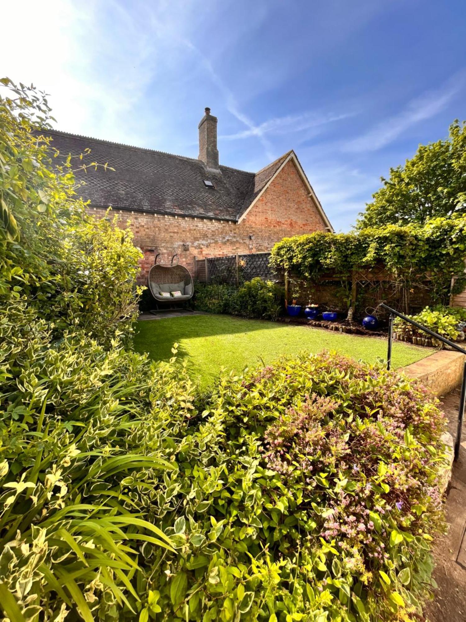 The Snuggery Cottage Taunton Exterior photo